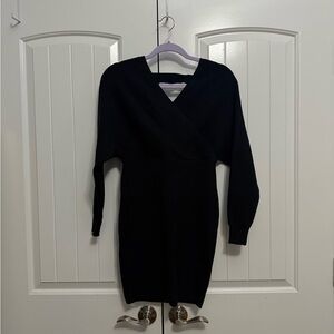 Elegant Black Long Sleeve Dress